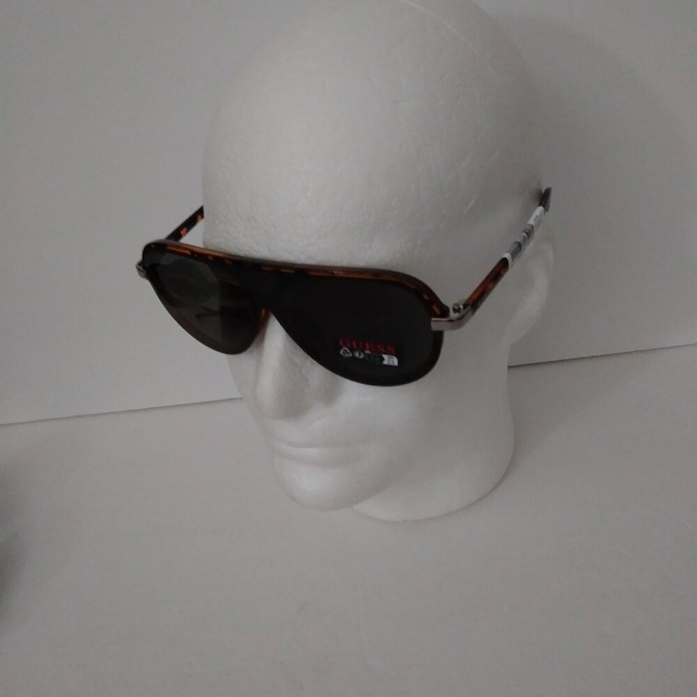 Guess Unisex Tortoise Aviator Style Sunglasses - Picture 5 of 12